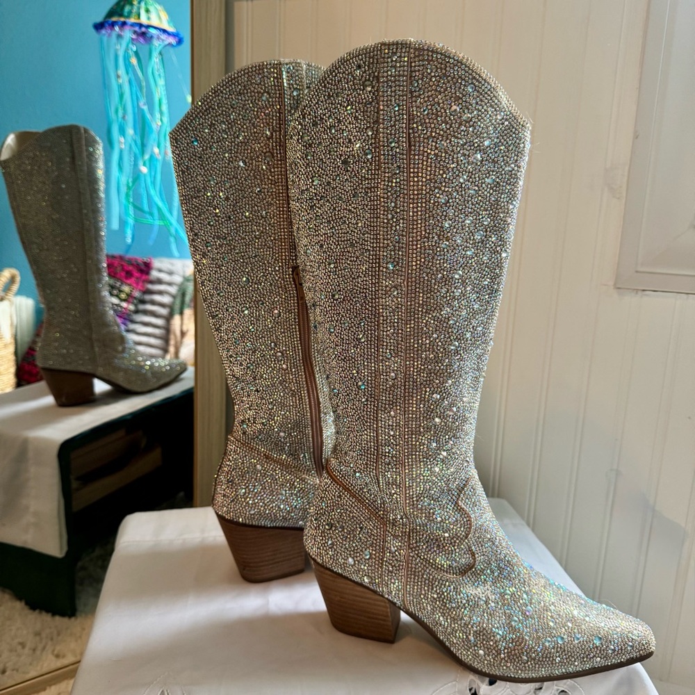 ✨Rhinestone Cowgirl Boots – Size 10 – Worn Once on a Night to Remember✨ - Picture 2 of 8